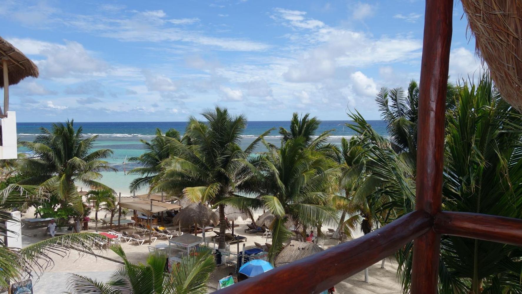 El Fuerte Beach Apartments Mahahual Esterno foto